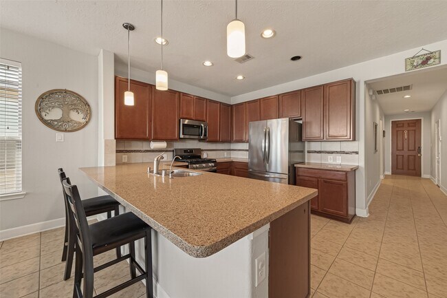 Building Photo - 4418 Brinton Saddle Ln