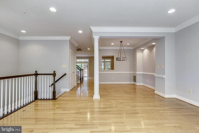 Building Photo - 10555 Tuckerman Heights Cir