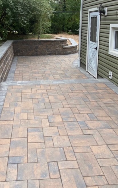 Building Photo - 349 Old Hauppauge Rd