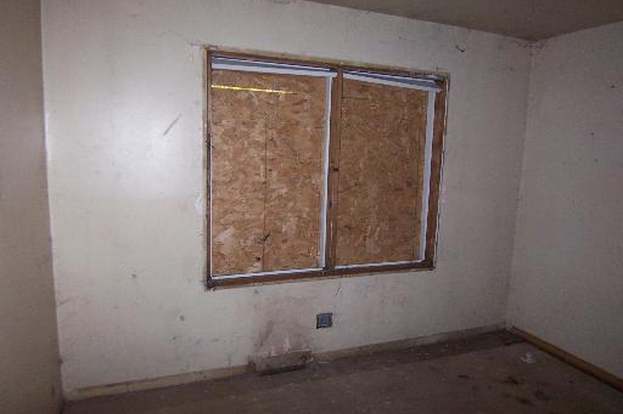 Building Photo - 14730 Honore Ave