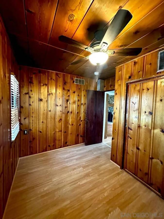 Bedroom - 7627 Pine Blvd