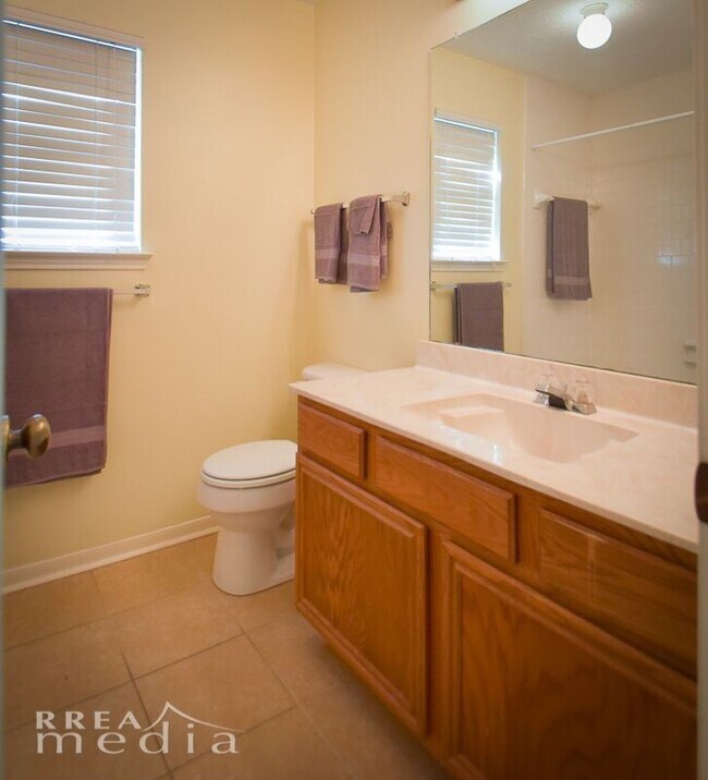 Building Photo - 19723 Glenfinch Ln