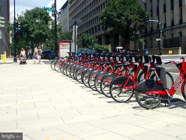 Building Photo - 601 Pennsylvania Ave NW