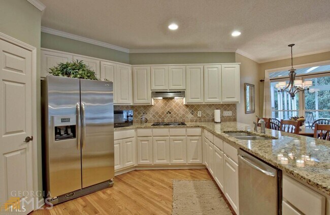 Building Photo - 404 Burgess Point
