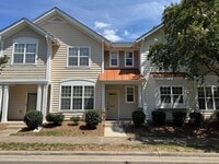Building Photo - Spacious South Durham Townhouse!