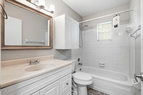 Building Photo - 1717 Belleair Forest Dr