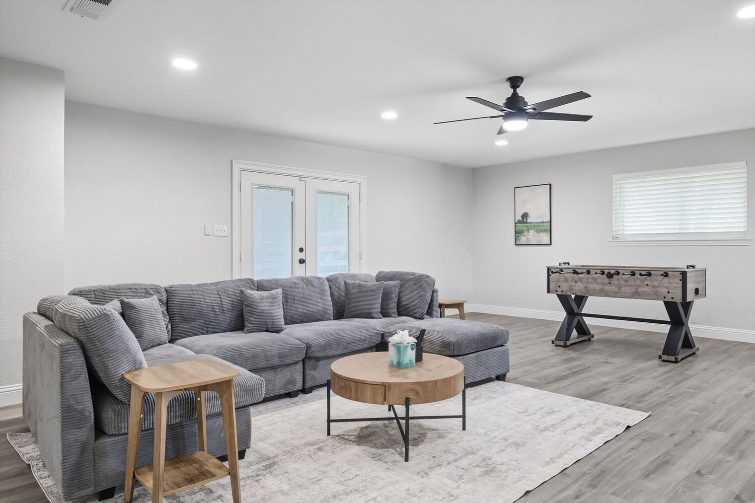 Building Photo - 3667 High Rd