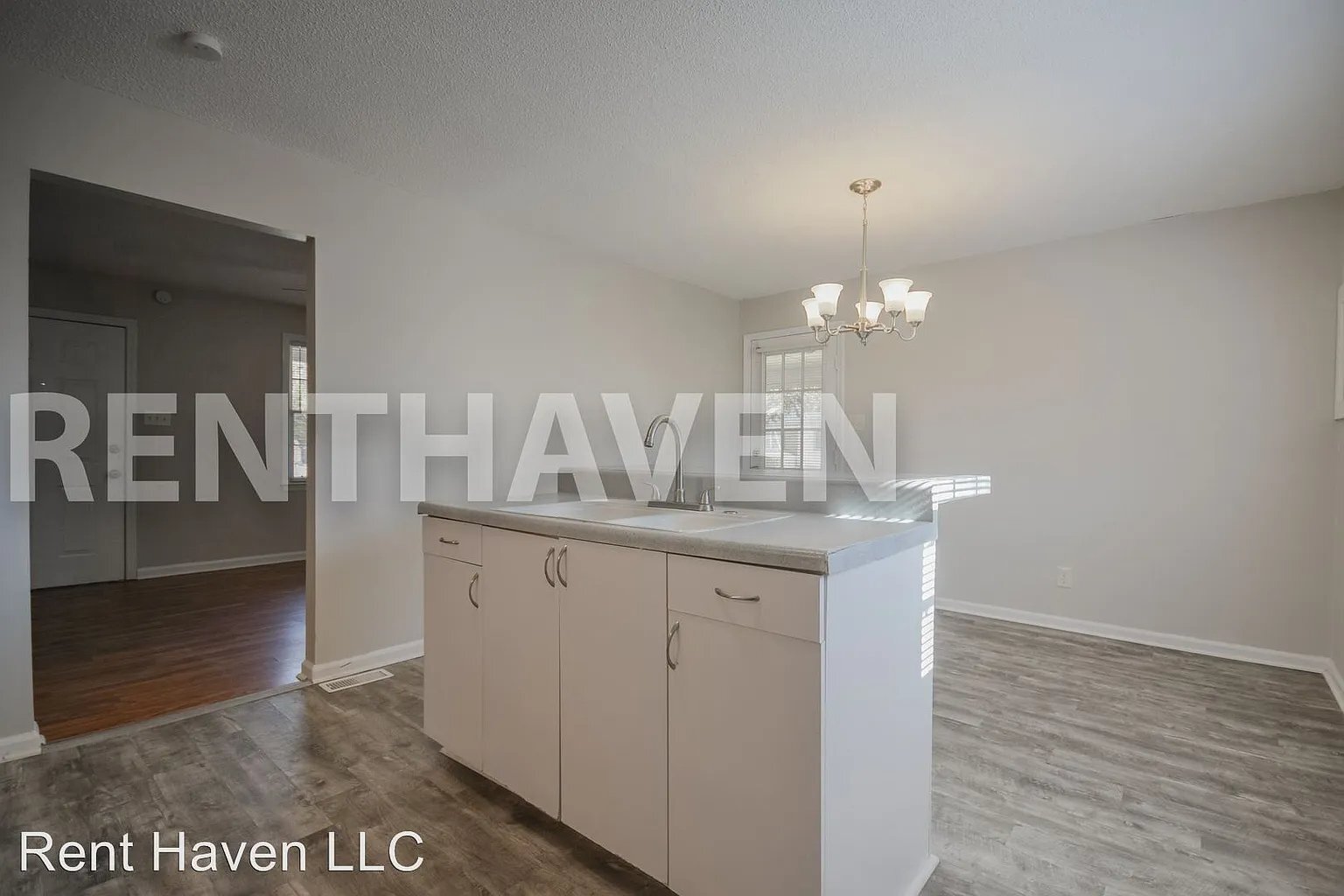 Building Photo - 1213 State Rd S-28-908