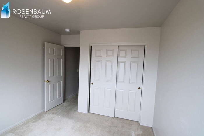 Building Photo - 13211 S Kin Cir
