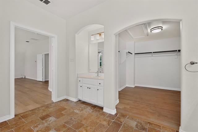 Building Photo - 4304 Harpers Ferry Dr