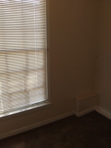 Building Photo - 2311 Bermuda Run Ct