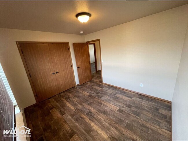 Building Photo - 2902 Willow St