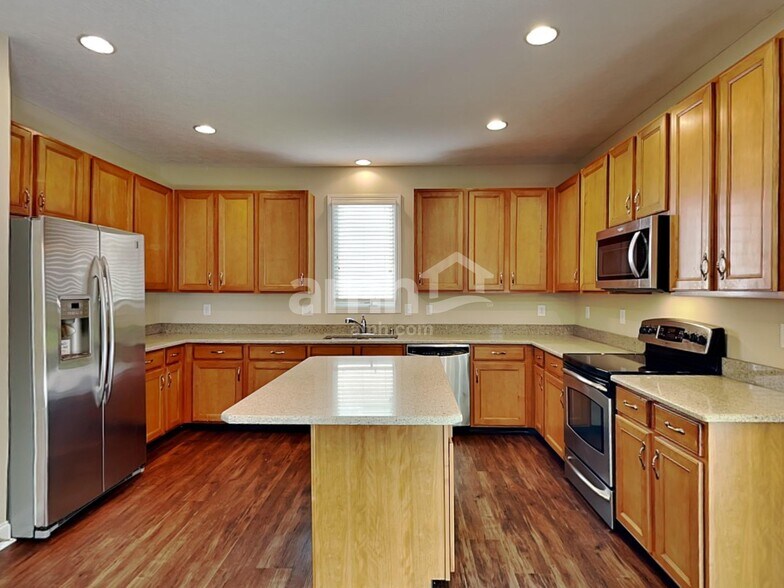 Building Photo - 942 Mill Run Dr