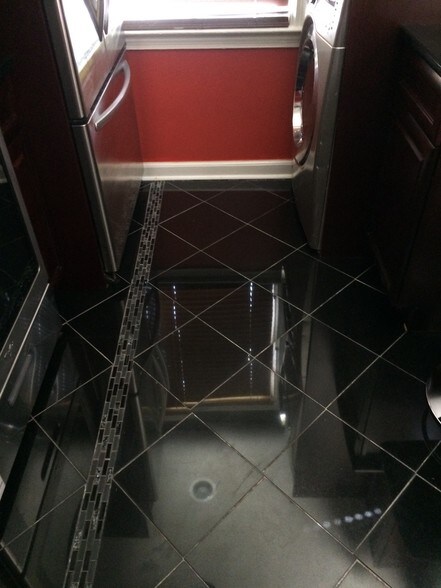 Building Photo - 241 E Township Line Rd