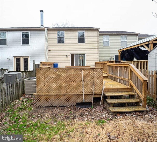 Building Photo - 9428 Orbitan Ct