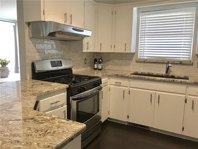 Building Photo - 1505 Brighton Ave