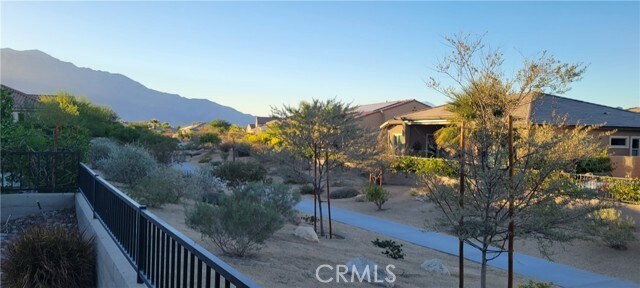 Building Photo - 82 Burgundy