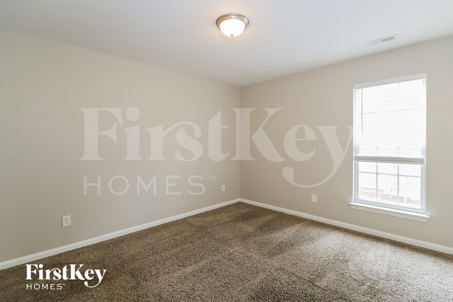 Building Photo - 11508 Planters Estates Dr