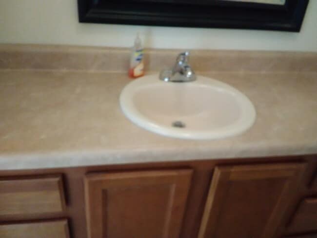 Building Photo - 611 Windcrest Dr