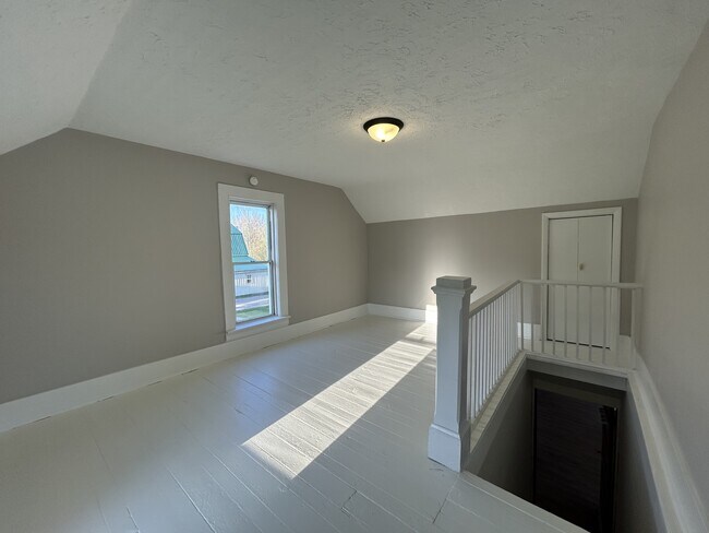 Building Photo - 6640 E Carson City Rd