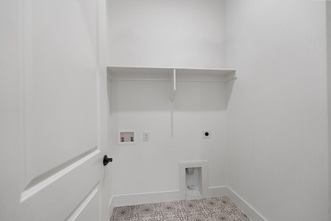 Building Photo - 7424 Lilypad Ln