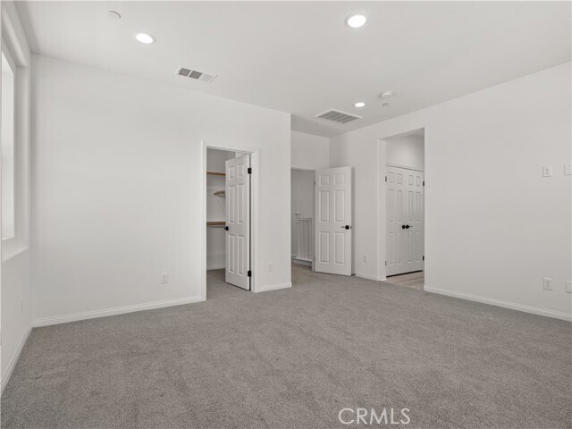Building Photo - 27448 Pioneer Ct
