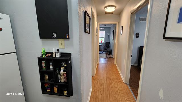 Building Photo - 1015 S Welch St