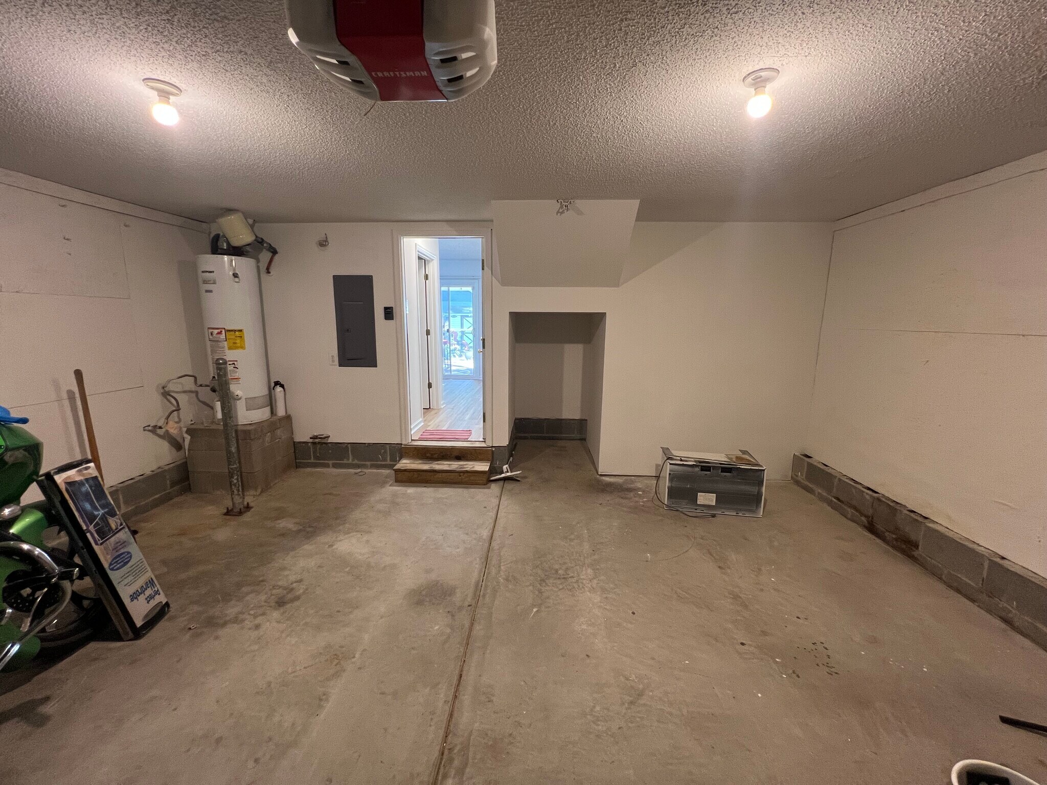 Building Photo - 5343 Tidewater Dr