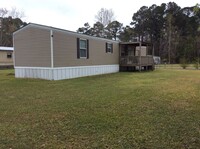 Building Photo - Mobile home near Cherry Point