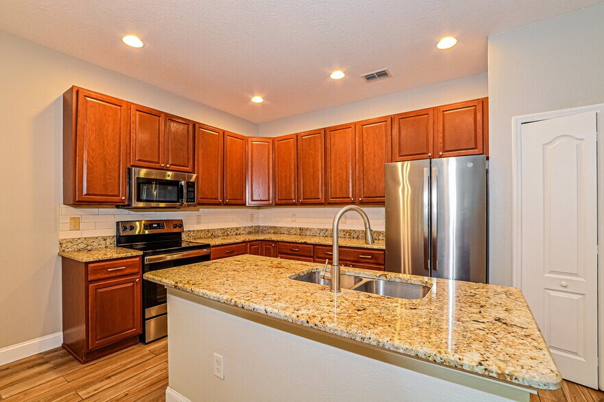 Building Photo - 2864 Moonstone Bend