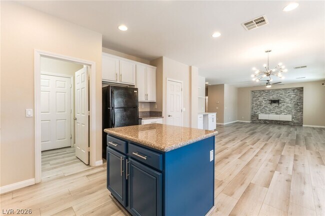 Building Photo - 9440 Highview Rock Ct