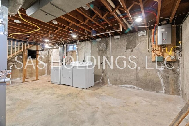 Building Photo - 11800 SW Butner Rd