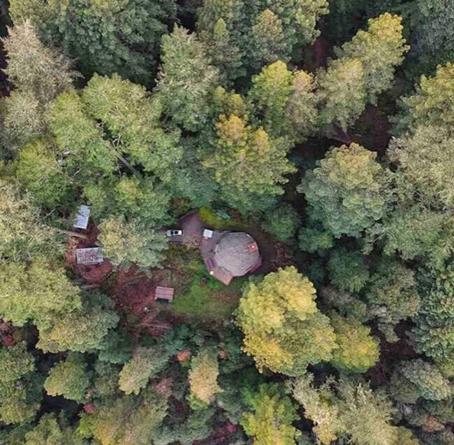 Building Photo - 1785 Austin Creek Rd