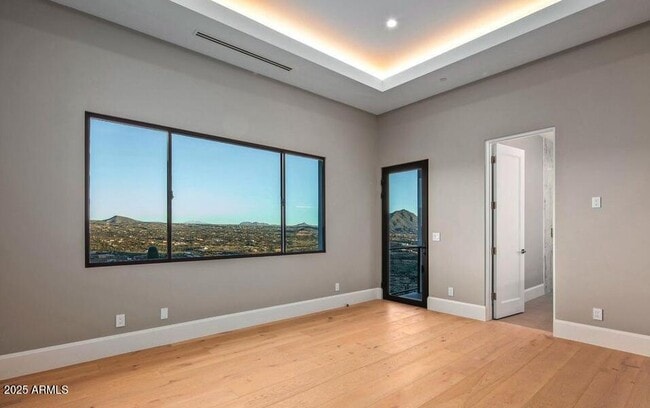 Building Photo - 4880 E Lone Mountain Rd N