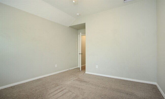 Building Photo - 177 Emory Birch