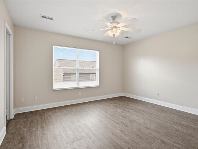 Building Photo - 2430 Hallerins Ct