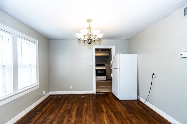 Building Photo - 2310 15th St