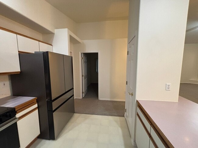 Building Photo - Spacious Pet-Friendly 3-Bedroom Duplex in Hayden