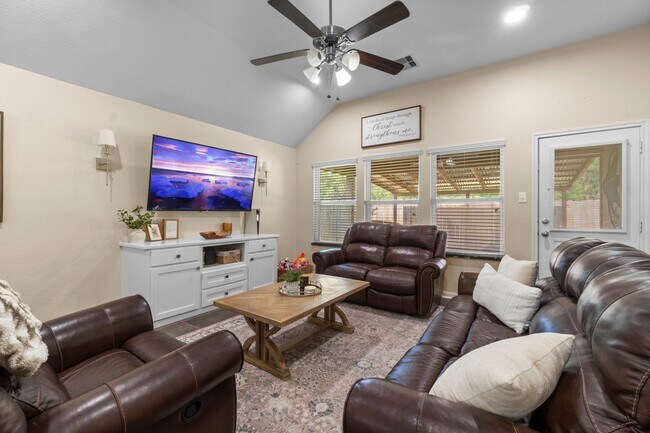 Building Photo - 28987 Birch Green Way