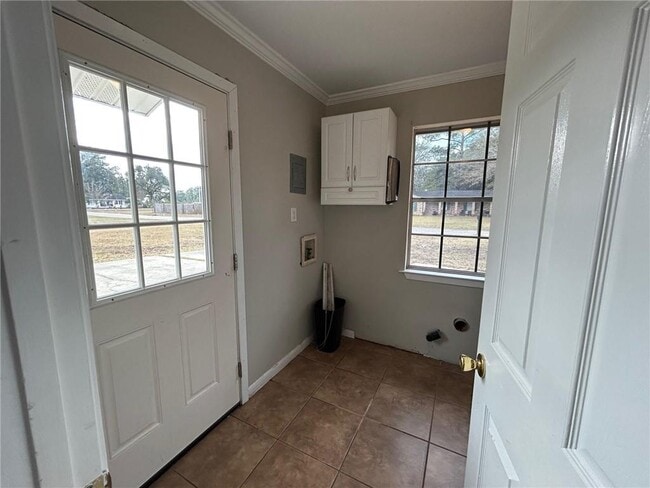 Building Photo - 5710 5th St