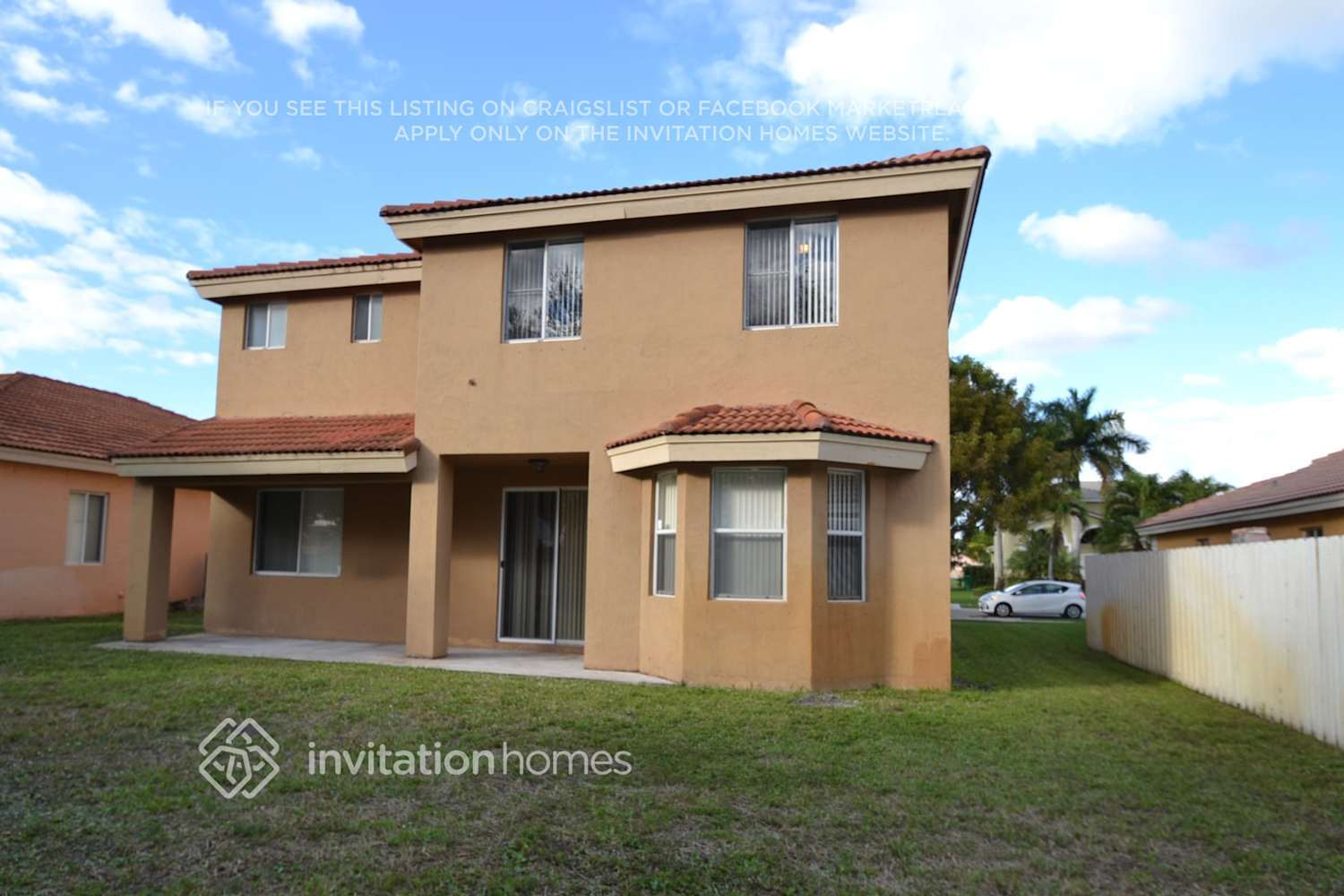 Building Photo - 13100 SW 54th Ct