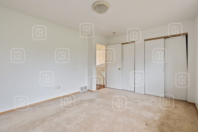 Building Photo - 23713 E Maxwell Ave