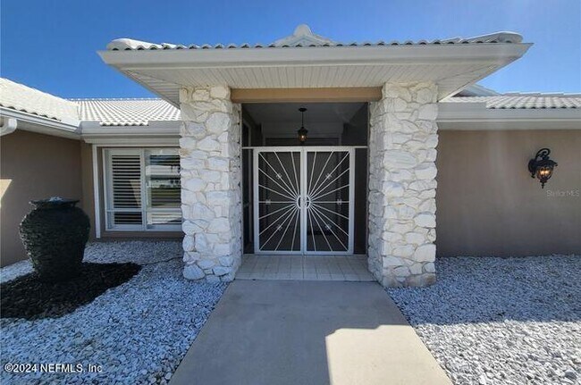 Building Photo - 405 Waterside Ln