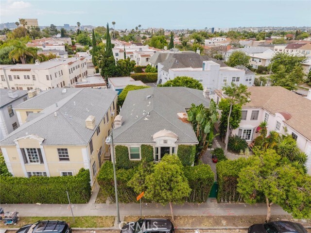 Building Photo - 5962 S San Vicente Blvd