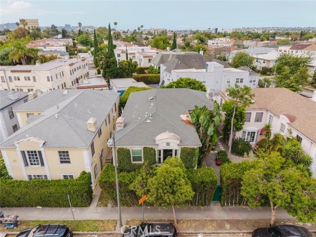 Building Photo - 5962 San Vicente Blvd