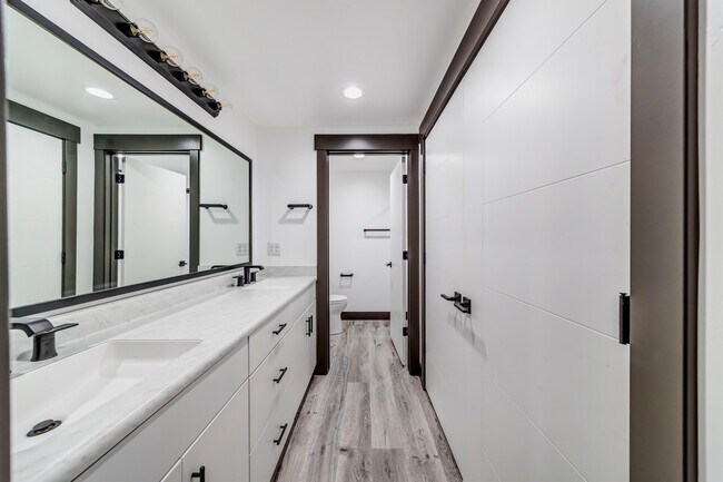 Building Photo - 2968 W Willow Bend