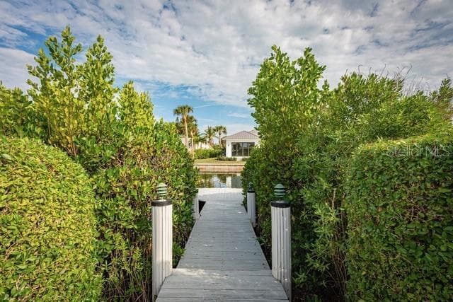 Building Photo - 5 Cache Cay Dr