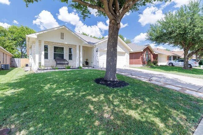 Building Photo - 213 Chandler Crossing Trail