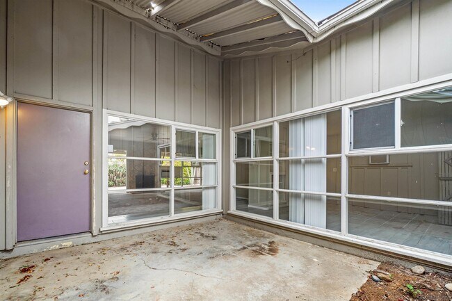 Building Photo - 6734 Barnhurst Dr