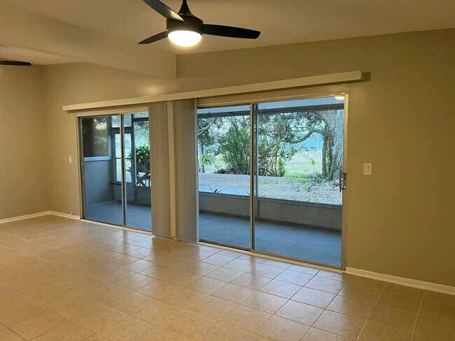 Building Photo - 5711 Gallatin Ln